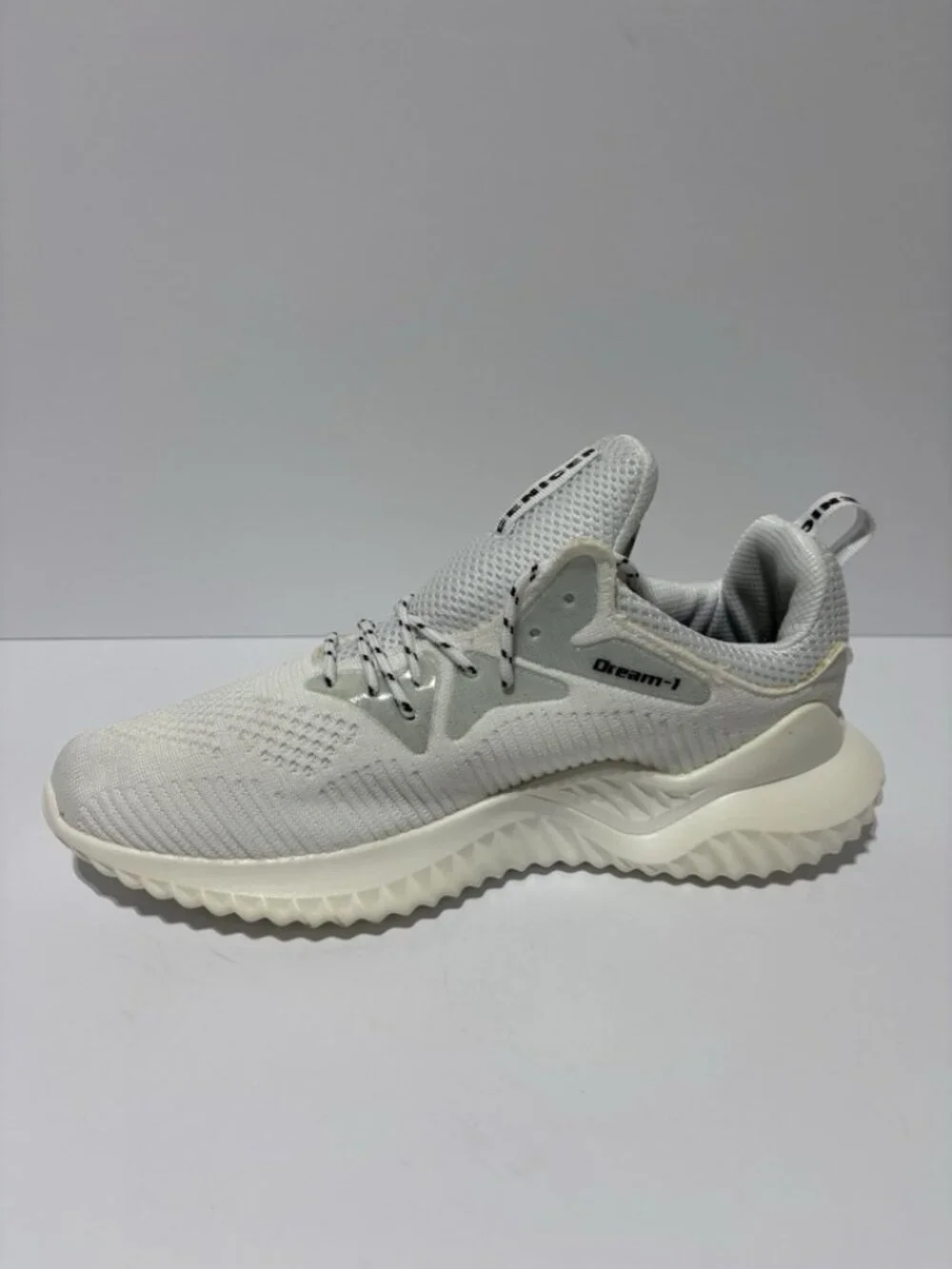 Dream 1 Men’s White Lace-Up Sneakers, Size US 12 M, EUR 46